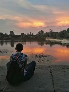 życie w drodze; Angkor Wat sunset